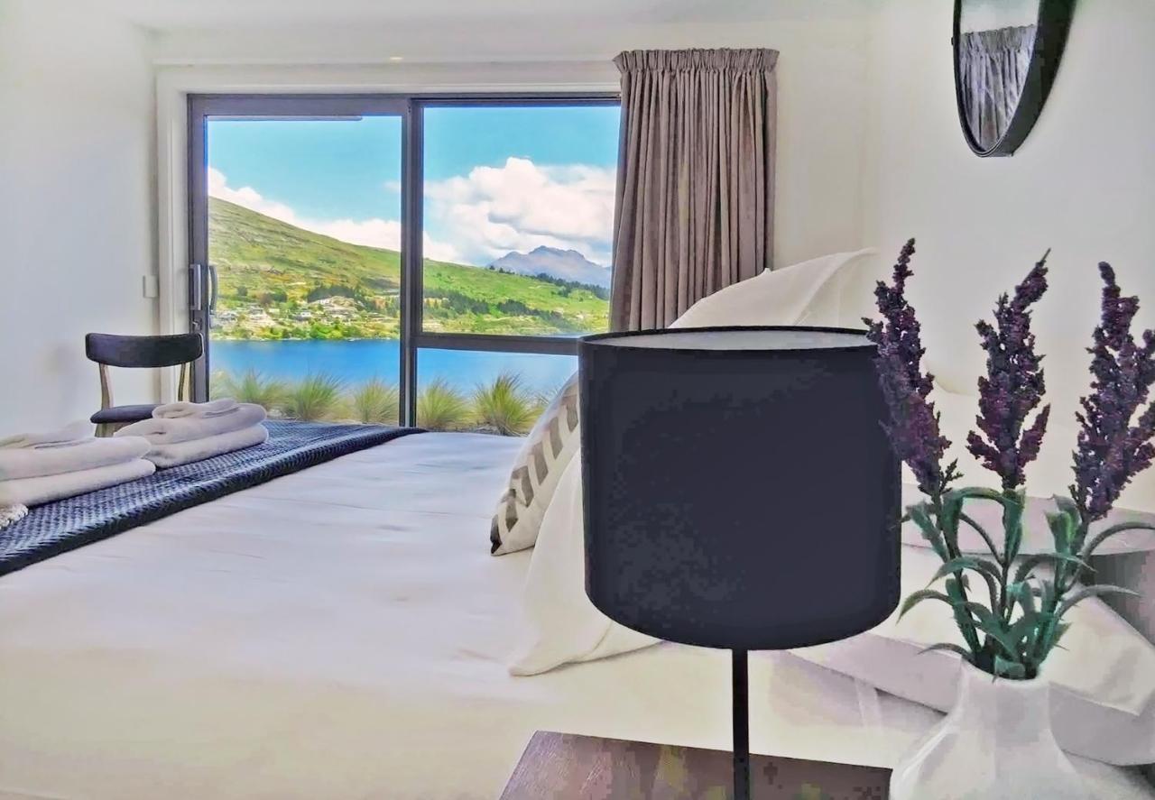 Executive Living In Bluewater Apartment ควีนส์ทาวน์ ภายนอก รูปภาพ